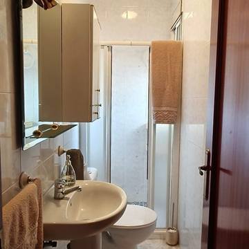 Ver el segundo baño